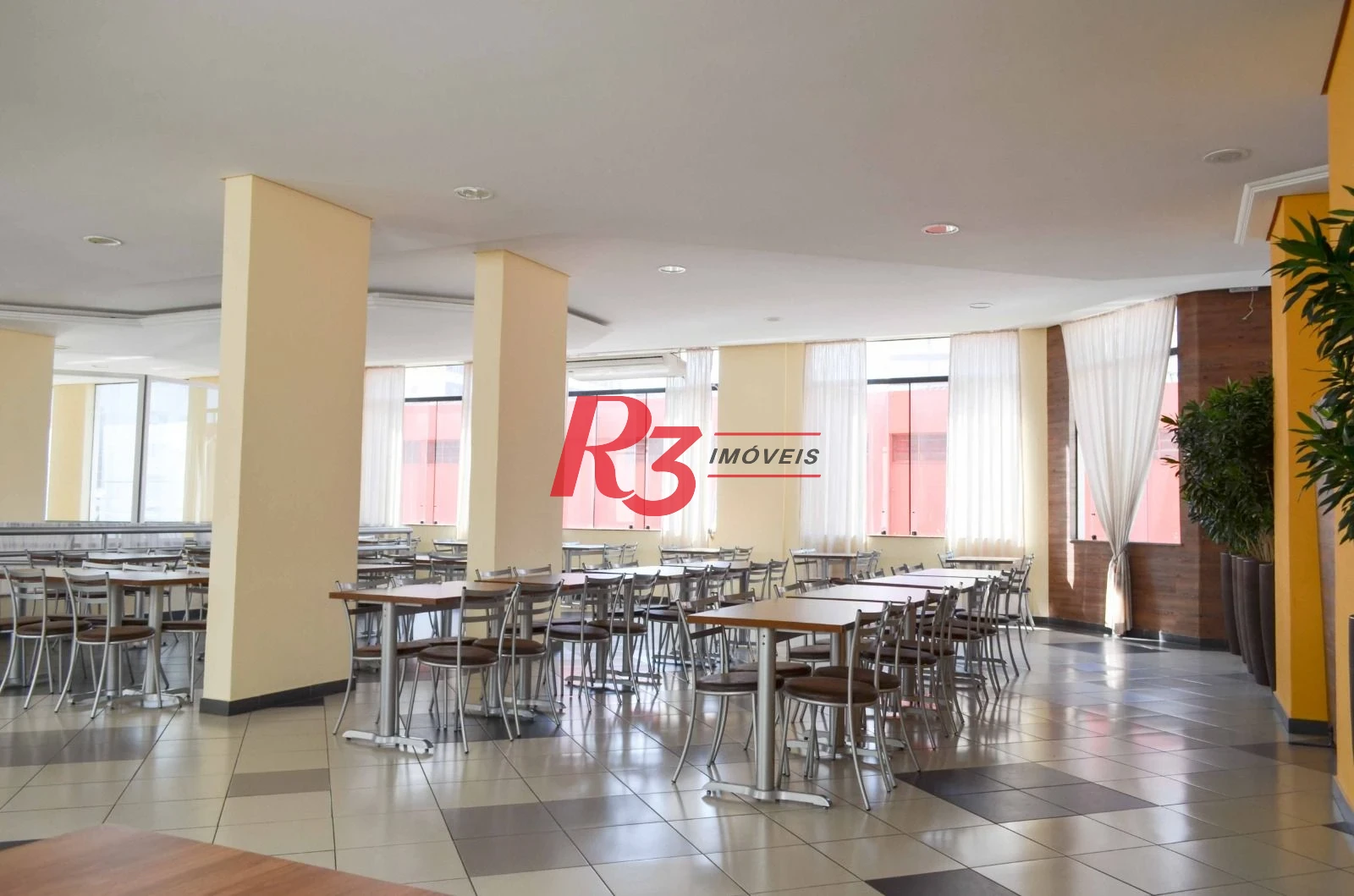 Loja para alugar, 1720 m² por R$ 45.000,00/mês - Itararé - São Vicente/SP