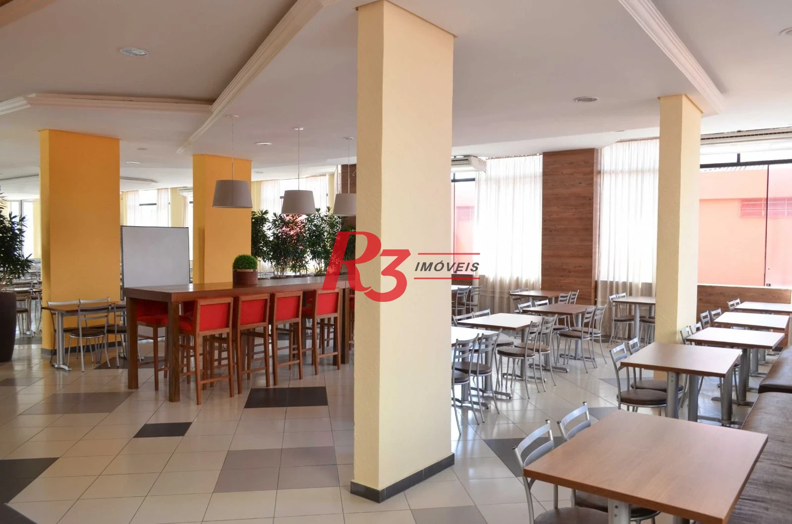 Loja para alugar, 1720 m² por R$ 45.000,00/mês - Itararé - São Vicente/SP