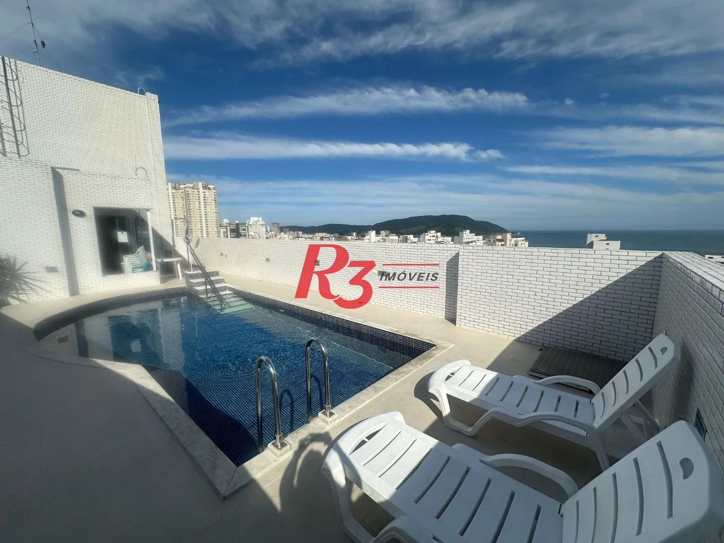 Apartamento Duplex com 2 dormitórios à venda, 74 m² por R$ 980.000,00 - Boqueirão - Santos/SP