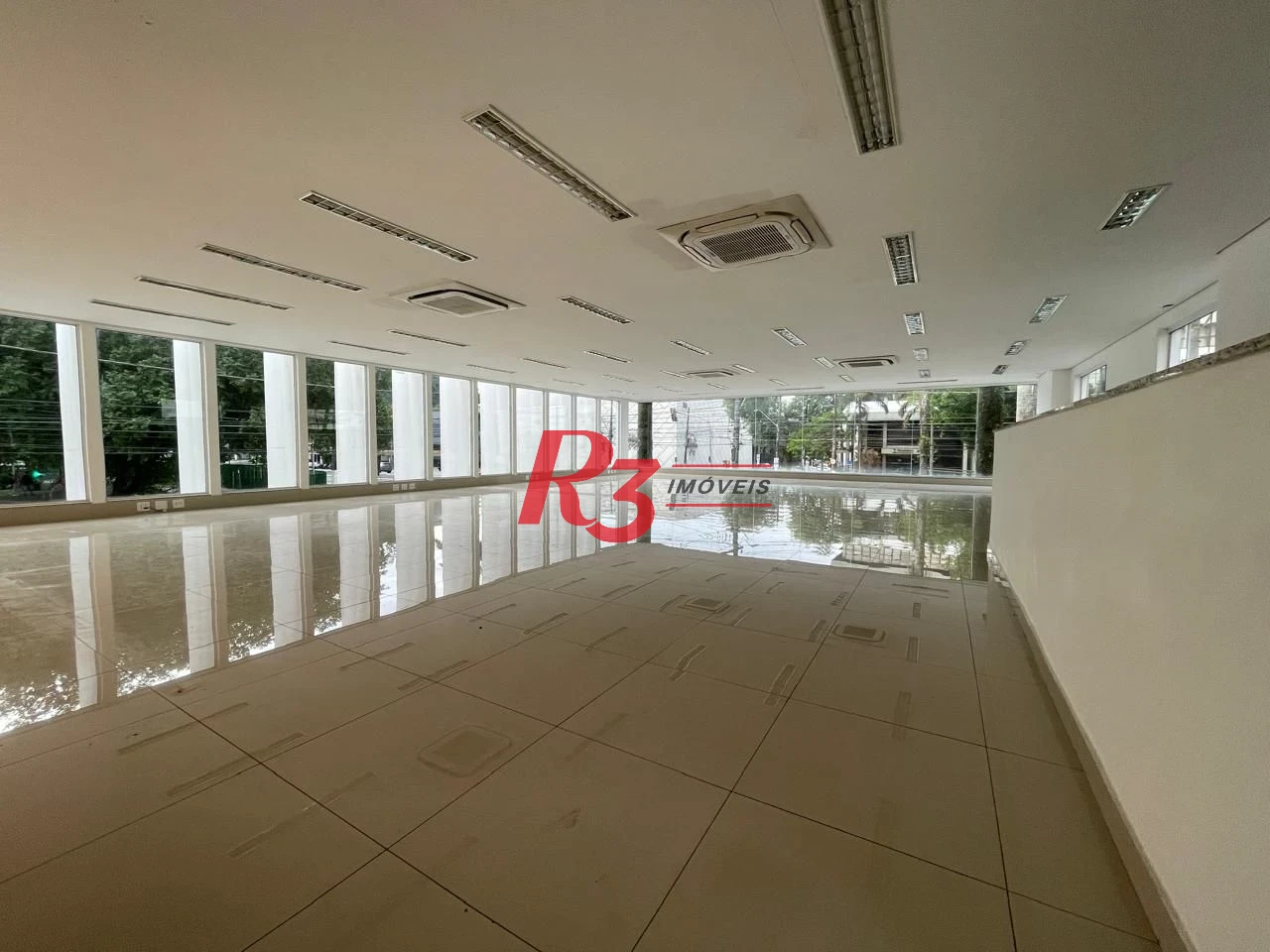 Loja para alugar, 399 m² por R$ 29.252,95/mês - Vila Mathias - Santos/SP