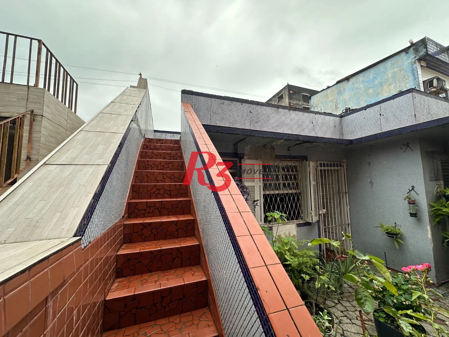 Sobrado para alugar, 160 m² por R$ 15.000,00/mês - Vila Matias - Santos/SP