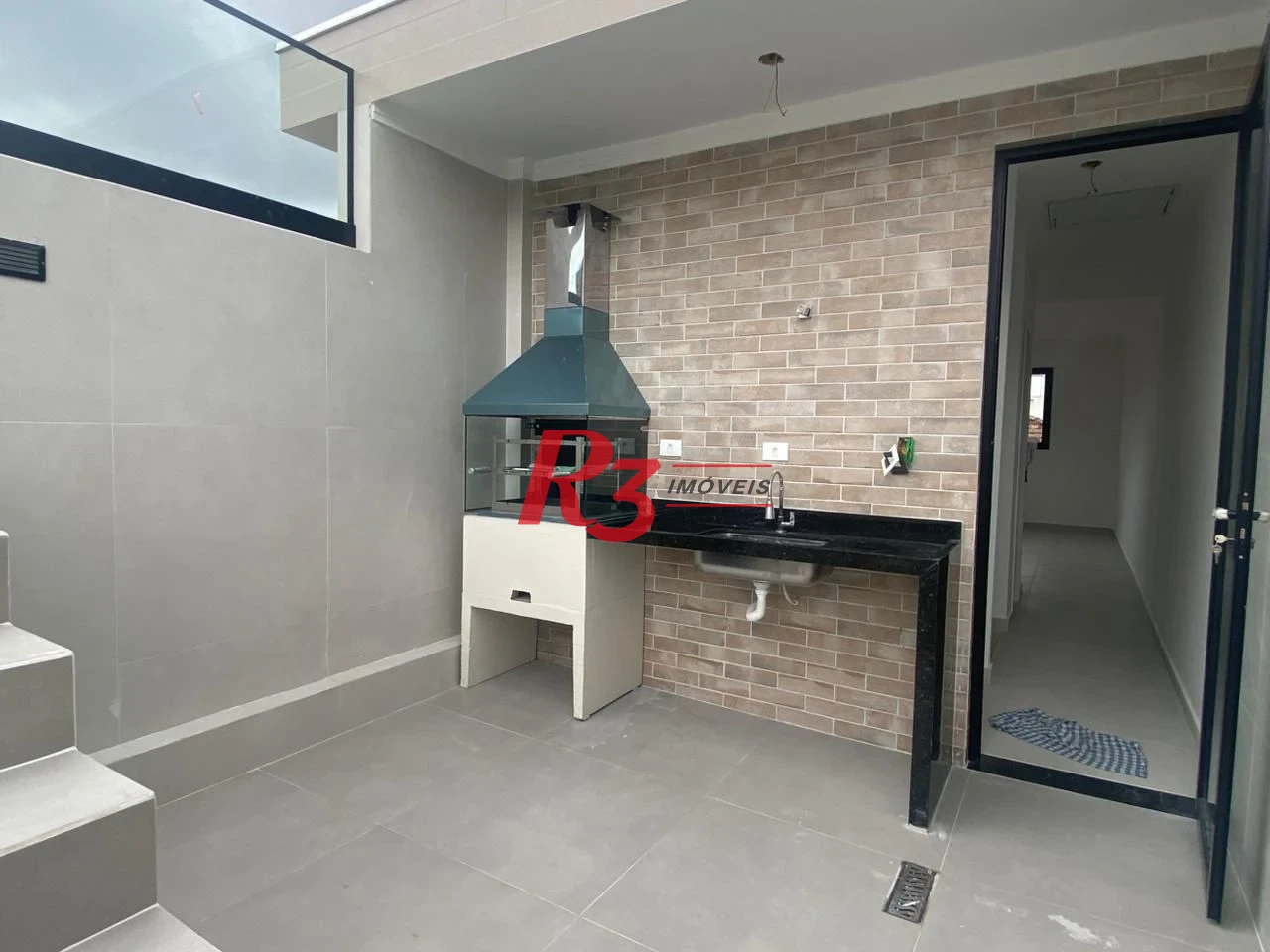 Sobrado triplex à venda/lançamento no Boqueirão - Santos/SP