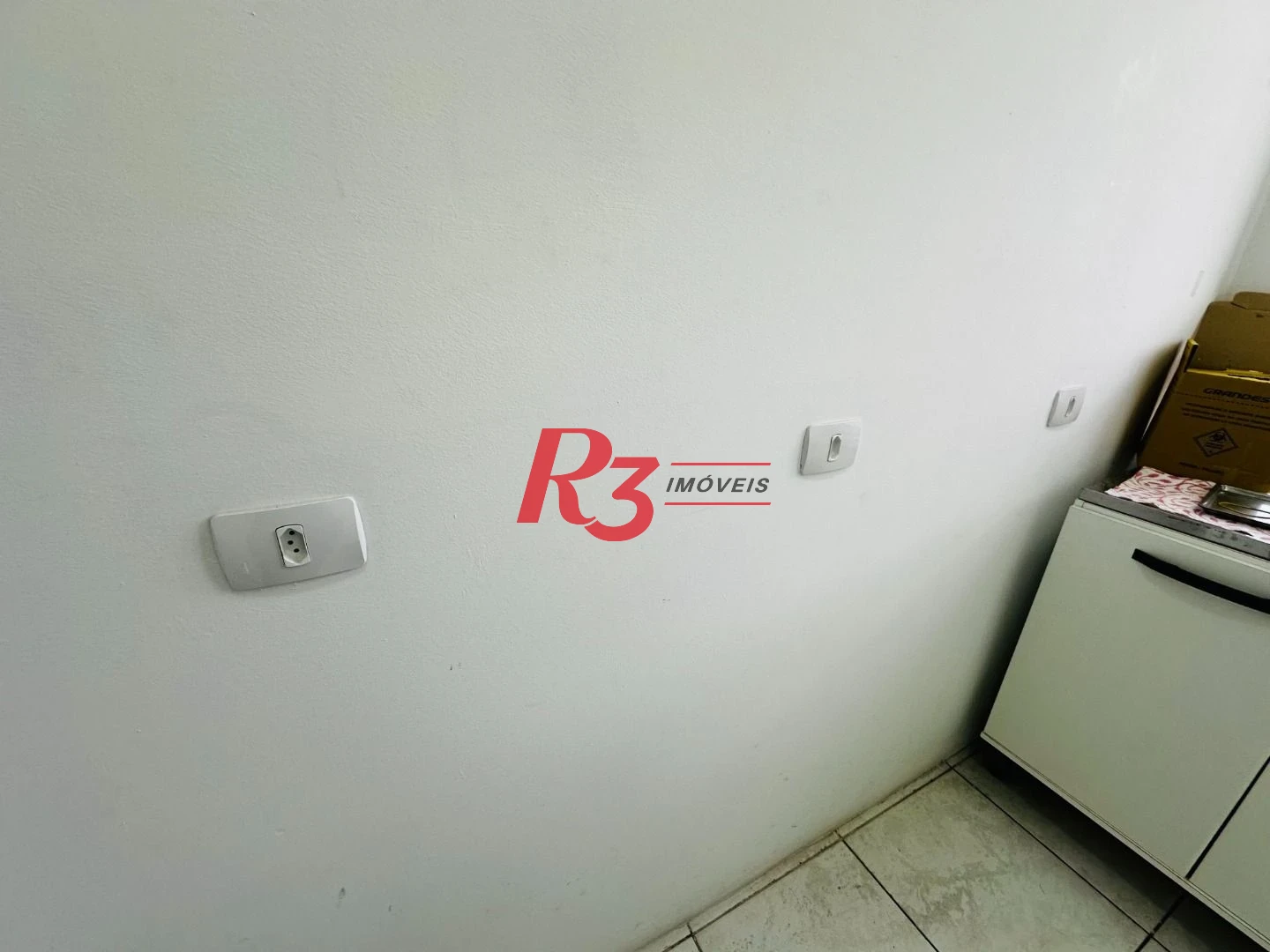Sala à venda, 43 m² por R$ 355.000,00 - Embaré - Santos/SP