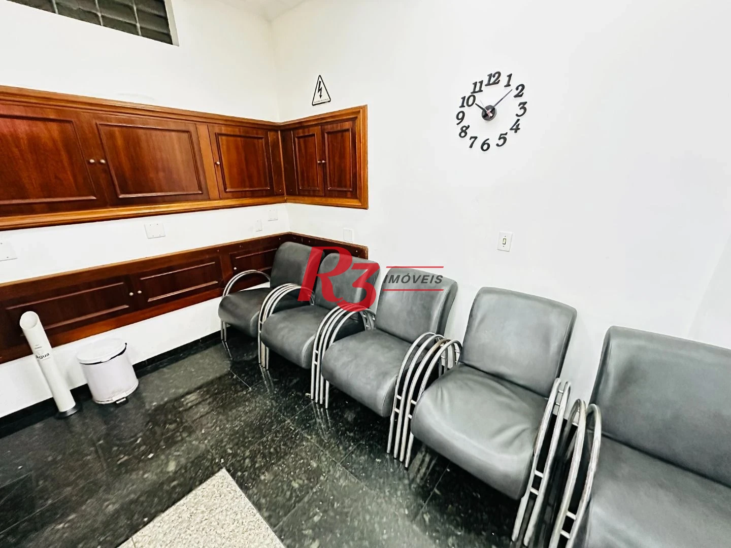 Sala à venda, 43 m² por R$ 355.000,00 - Embaré - Santos/SP