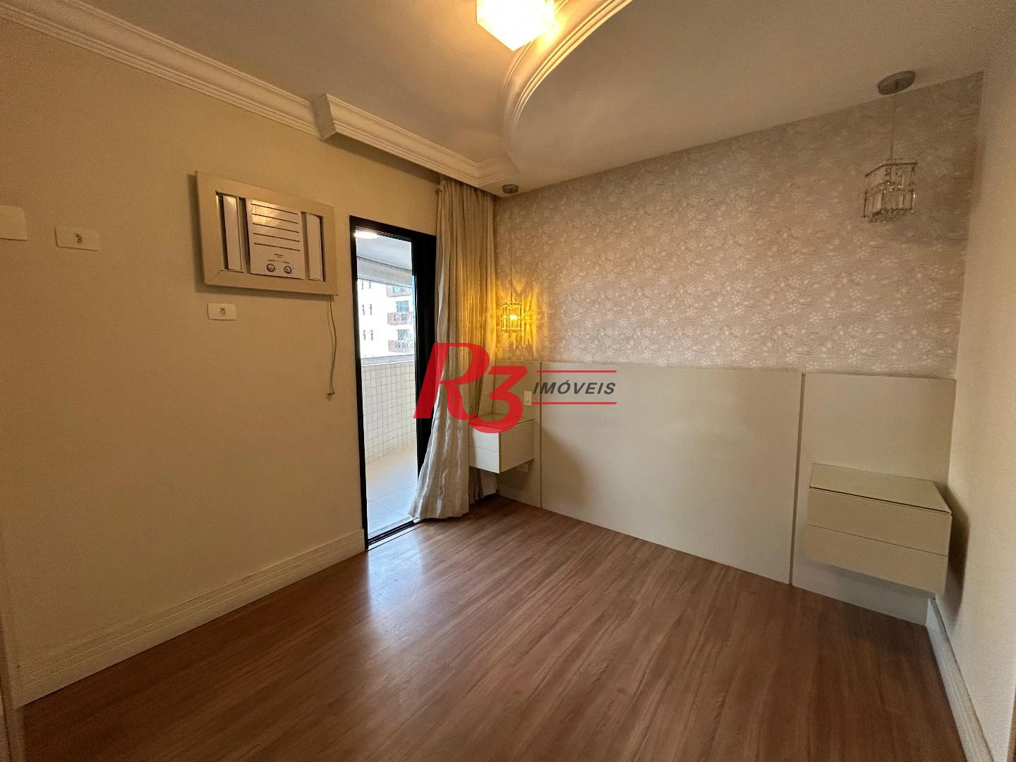Apartamento com 2 dormitórios à venda, 102 m² por R$ 850.000,00 - Pompéia - Santos/SP