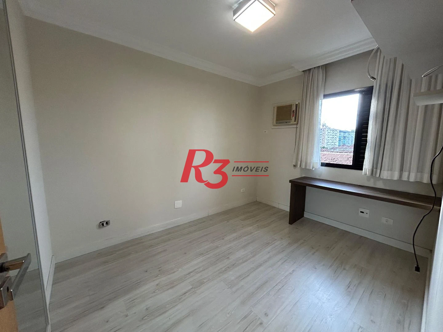 Apartamento com 2 dormitórios à venda, 102 m² por R$ 850.000,00 - Pompéia - Santos/SP