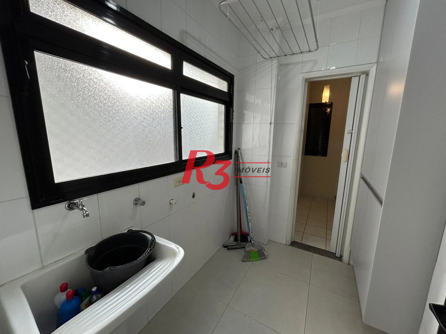 Apartamento com 2 dormitórios à venda, 102 m² por R$ 850.000,00 - Pompéia - Santos/SP