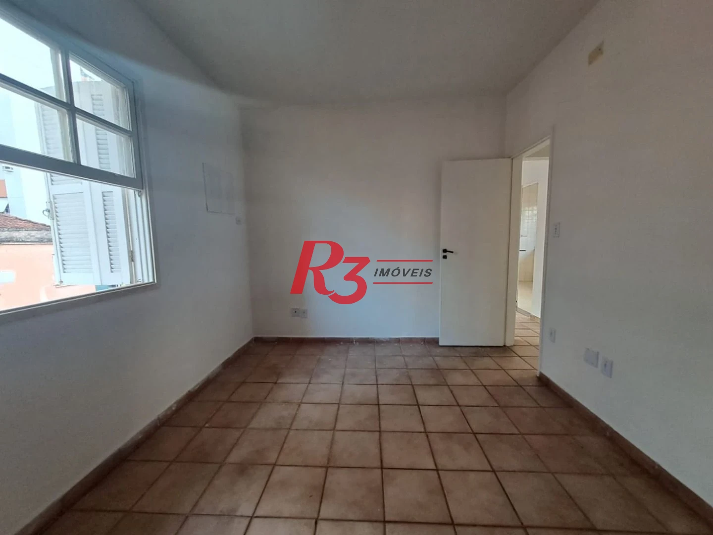 Apartamento com 2 dormitórios à venda, 60 m² por R$ 420.000,00 - Pompéia - Santos/SP