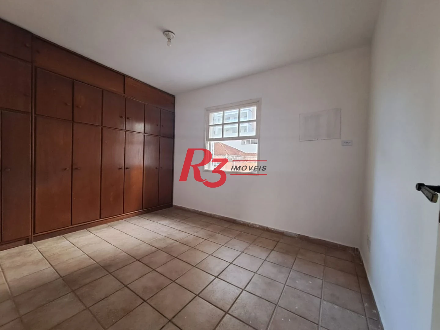 Apartamento com 2 dormitórios à venda, 60 m² por R$ 420.000,00 - Pompéia - Santos/SP