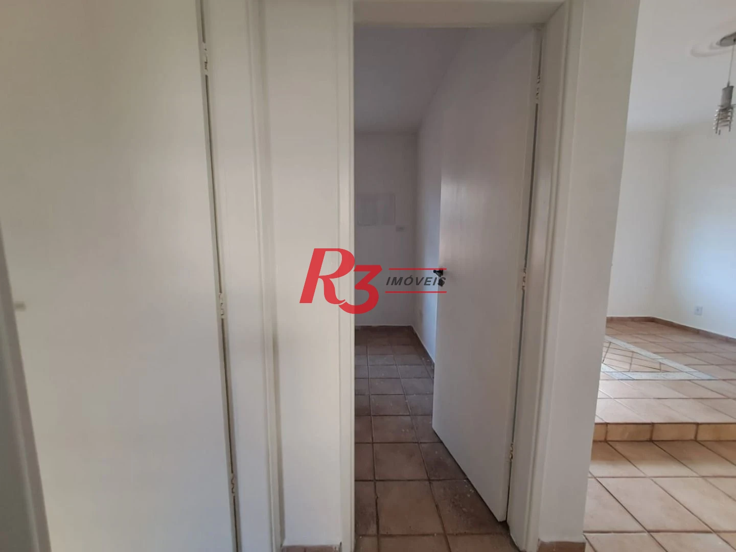 Apartamento com 2 dormitórios à venda, 60 m² por R$ 420.000,00 - Pompéia - Santos/SP
