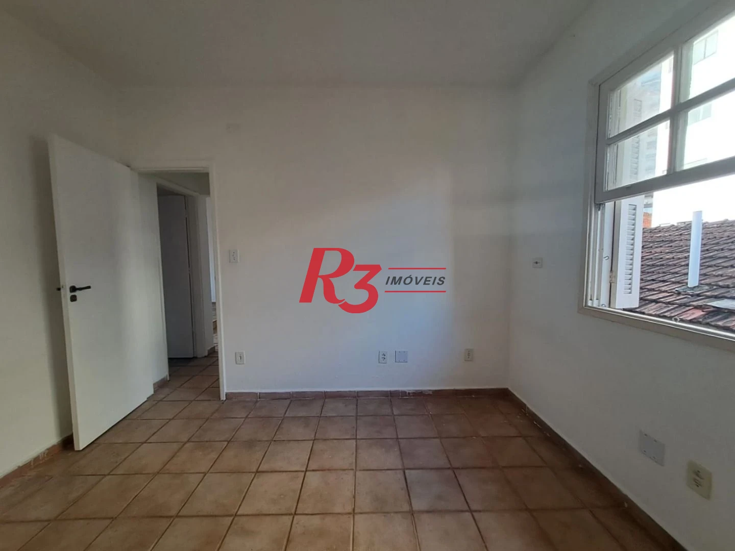 Apartamento com 2 dormitórios à venda, 60 m² por R$ 420.000,00 - Pompéia - Santos/SP