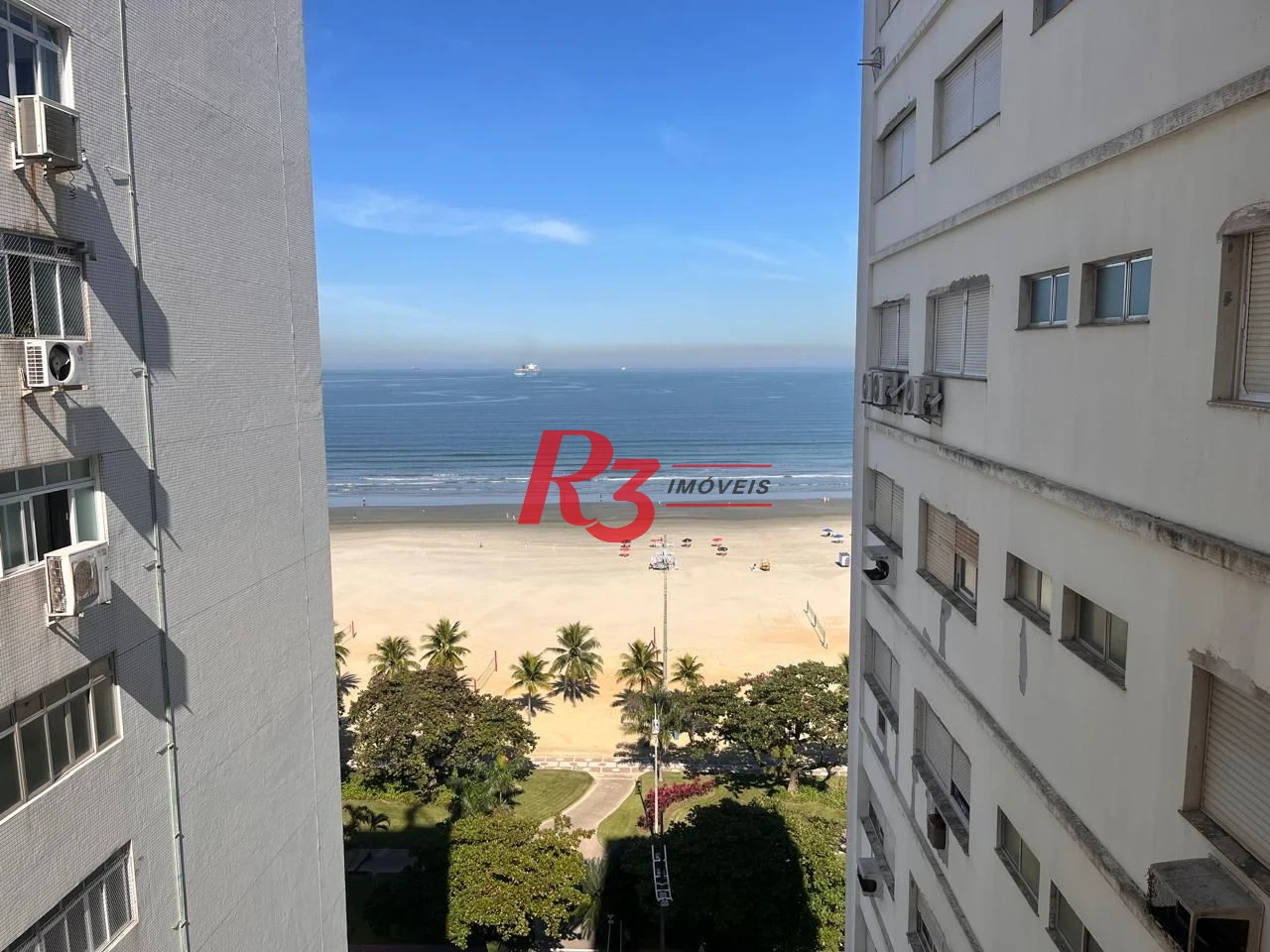 Apartamento com 2 dormitórios à venda, 148 m² por R$ 944.000,00 - Gonzaga - Santos/SP