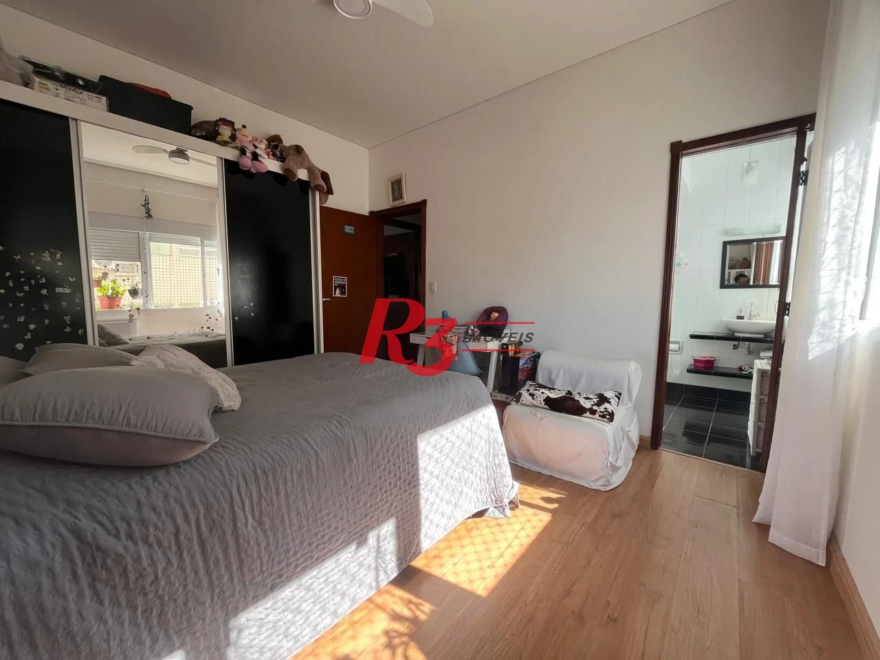 Apartamento com 2 dormitórios à venda, 148 m² por R$ 944.000,00 - Gonzaga - Santos/SP