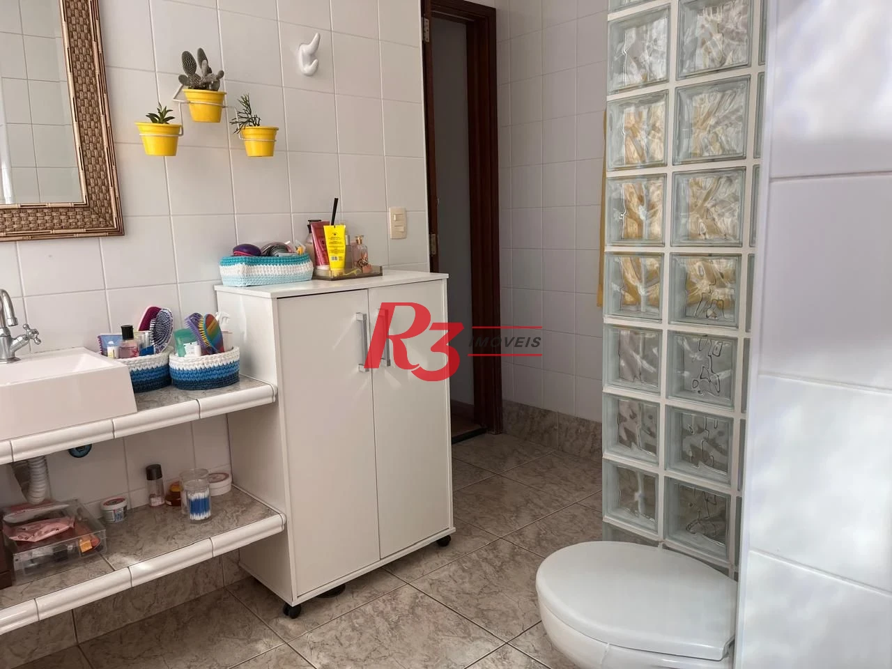 Apartamento com 2 dormitórios à venda, 148 m² por R$ 944.000,00 - Gonzaga - Santos/SP
