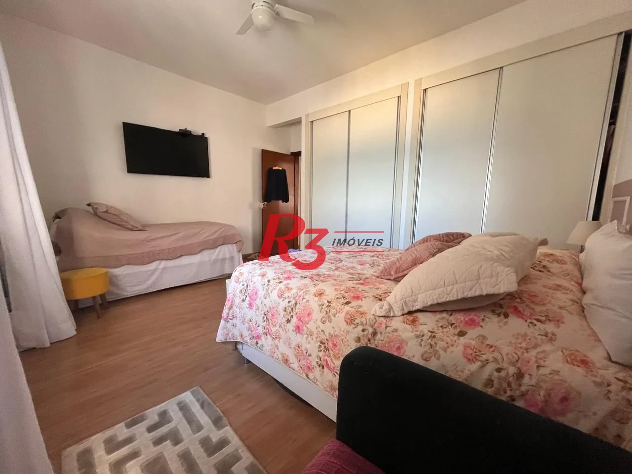 Apartamento com 2 dormitórios à venda, 148 m² por R$ 944.000,00 - Gonzaga - Santos/SP