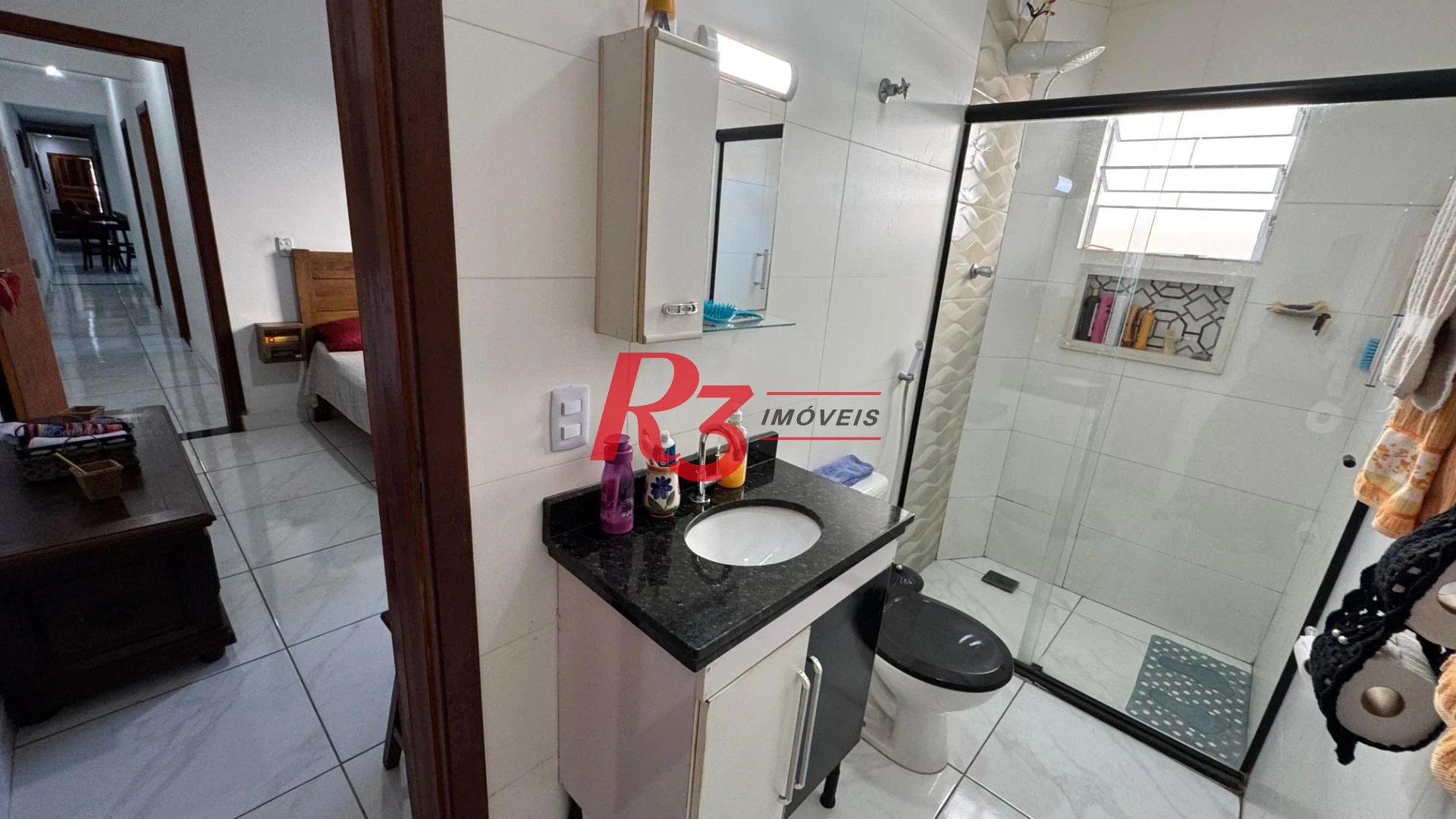 Casa com 3 dormitórios à venda, 119 m² por R$ 480.000,00 - Vila Valença - São Vicente/SP