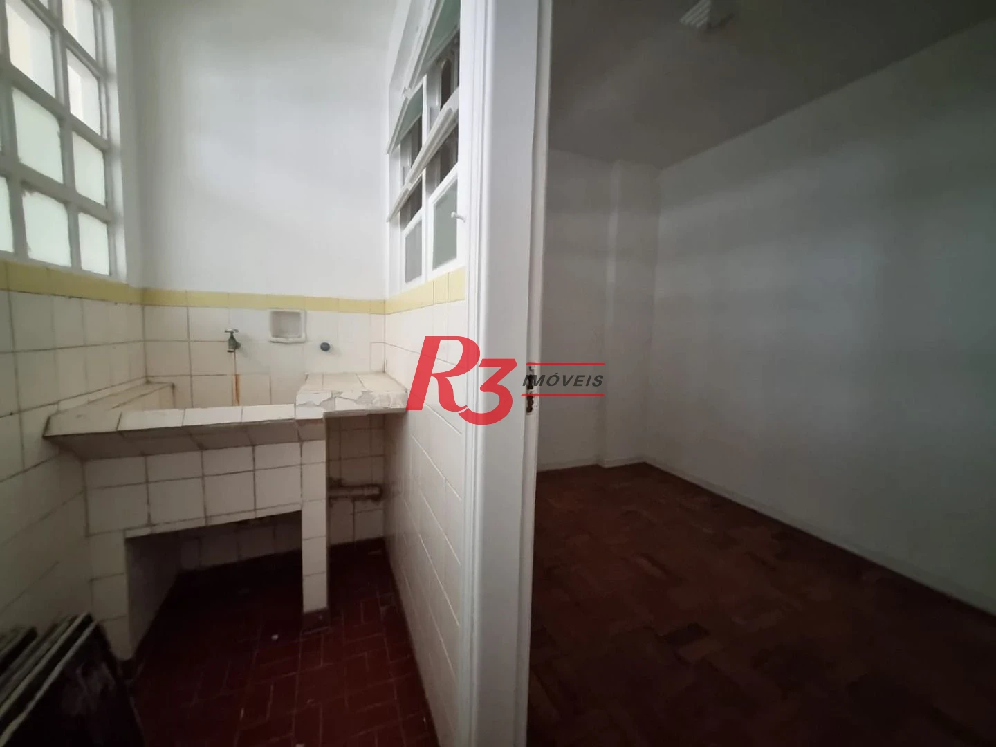 Apartamento para alugar, 90 m² por R$ 4.599,02/mês - Gonzaga - Santos/SP