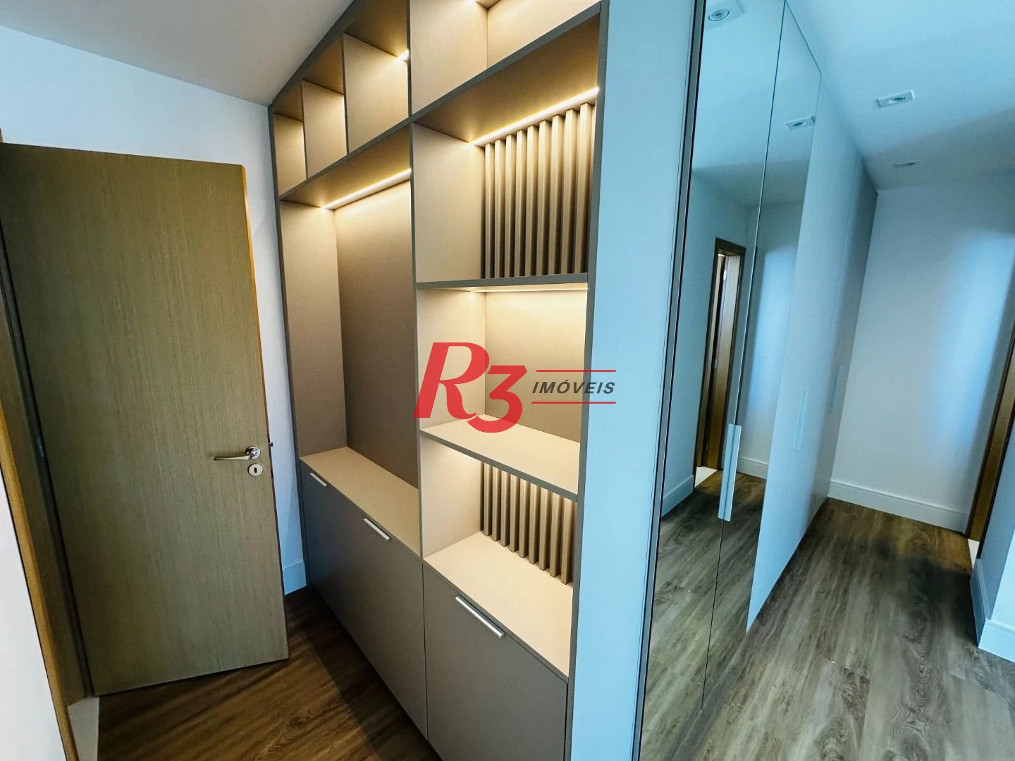 Apartamento para alugar, 166 m² por R$ 18.400,00/mês - Ponta da Praia - Santos/SP