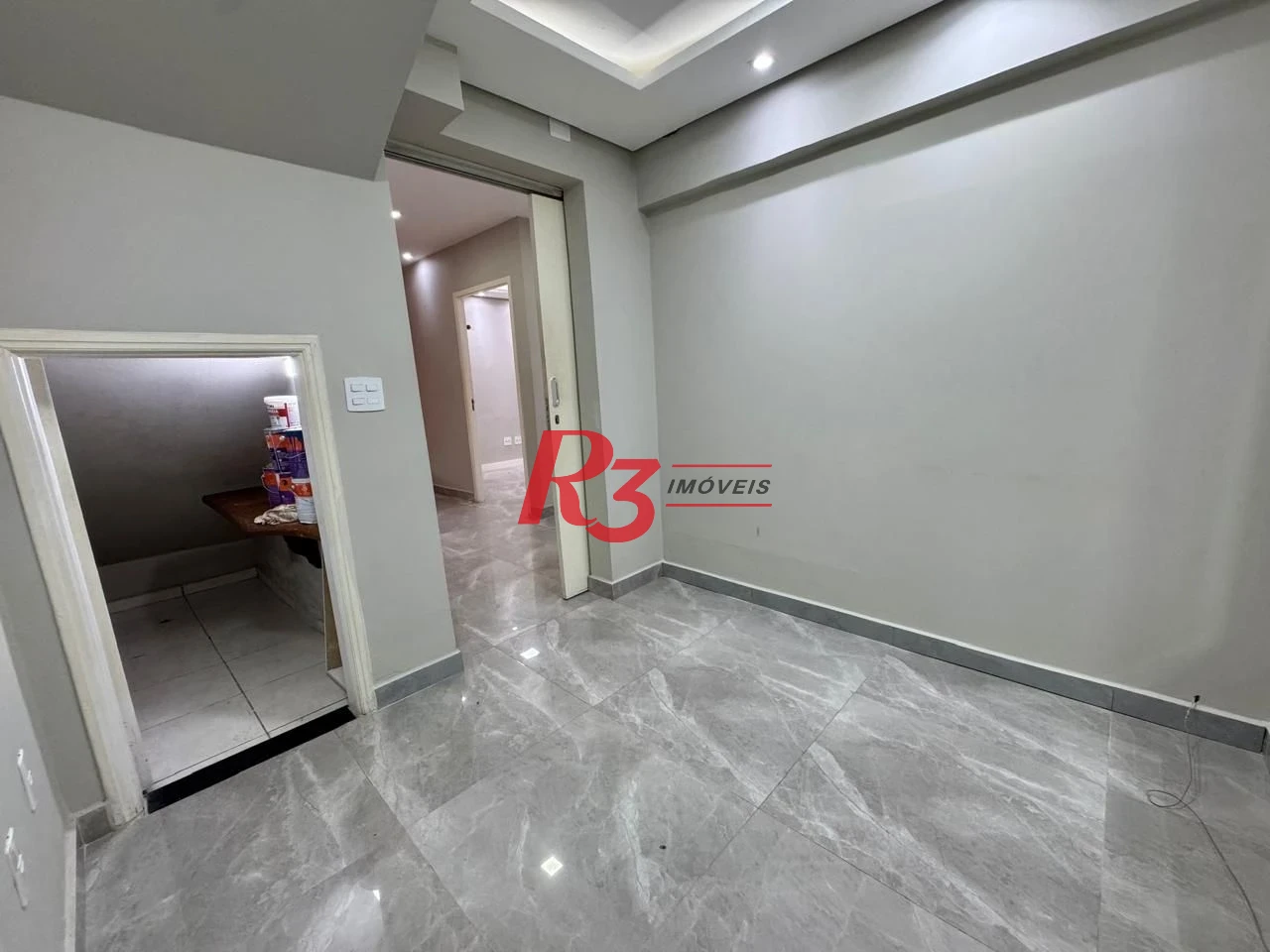 Sobrado com 3 dormitórios para alugar, 170 m² por R$ 16.050,00/mês - Gonzaga - Santos/SP