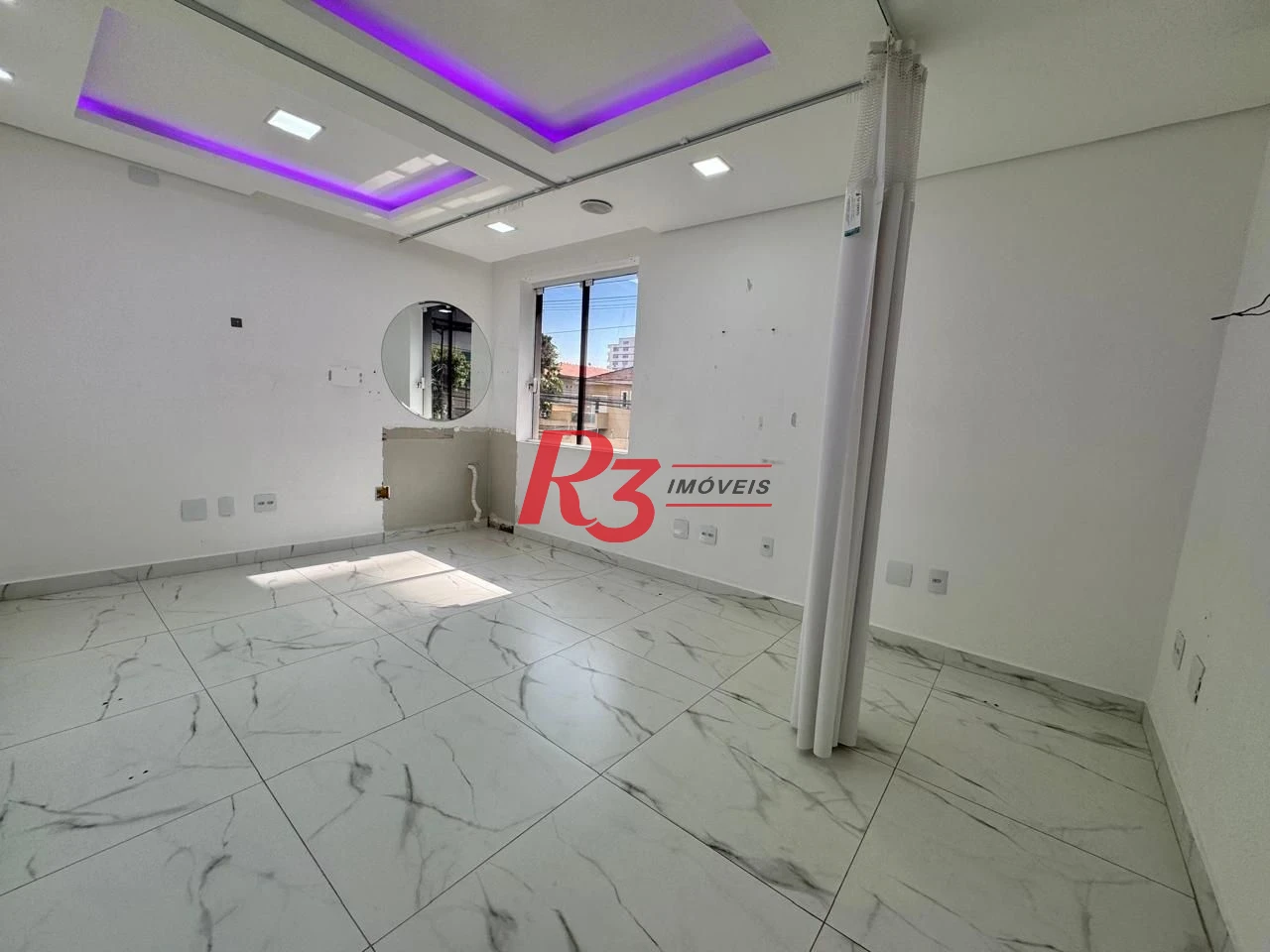 Sobrado com 3 dormitórios para alugar, 170 m² por R$ 16.050,00/mês - Gonzaga - Santos/SP