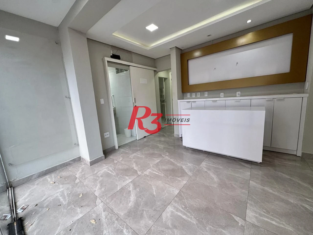 Sobrado com 3 dormitórios para alugar, 170 m² por R$ 16.050,00/mês - Gonzaga - Santos/SP