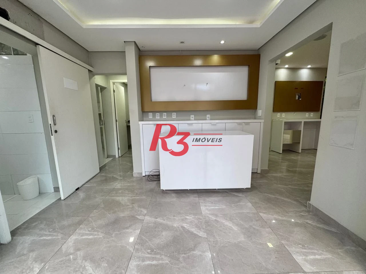 Sobrado com 3 dormitórios para alugar, 170 m² por R$ 16.050,00/mês - Gonzaga - Santos/SP