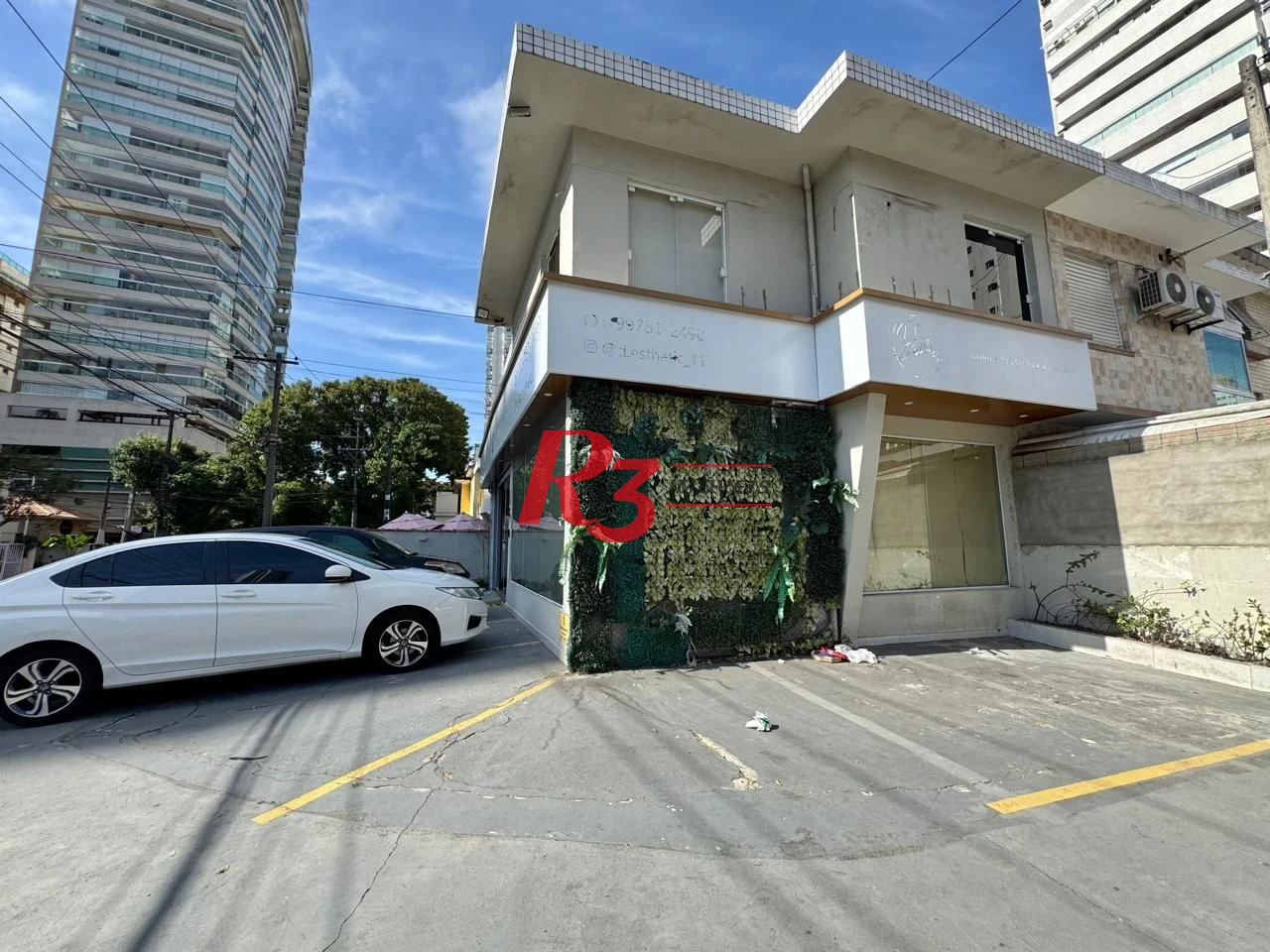 Sobrado com 3 dormitórios para alugar, 170 m² por R$ 16.050,00/mês - Gonzaga - Santos/SP