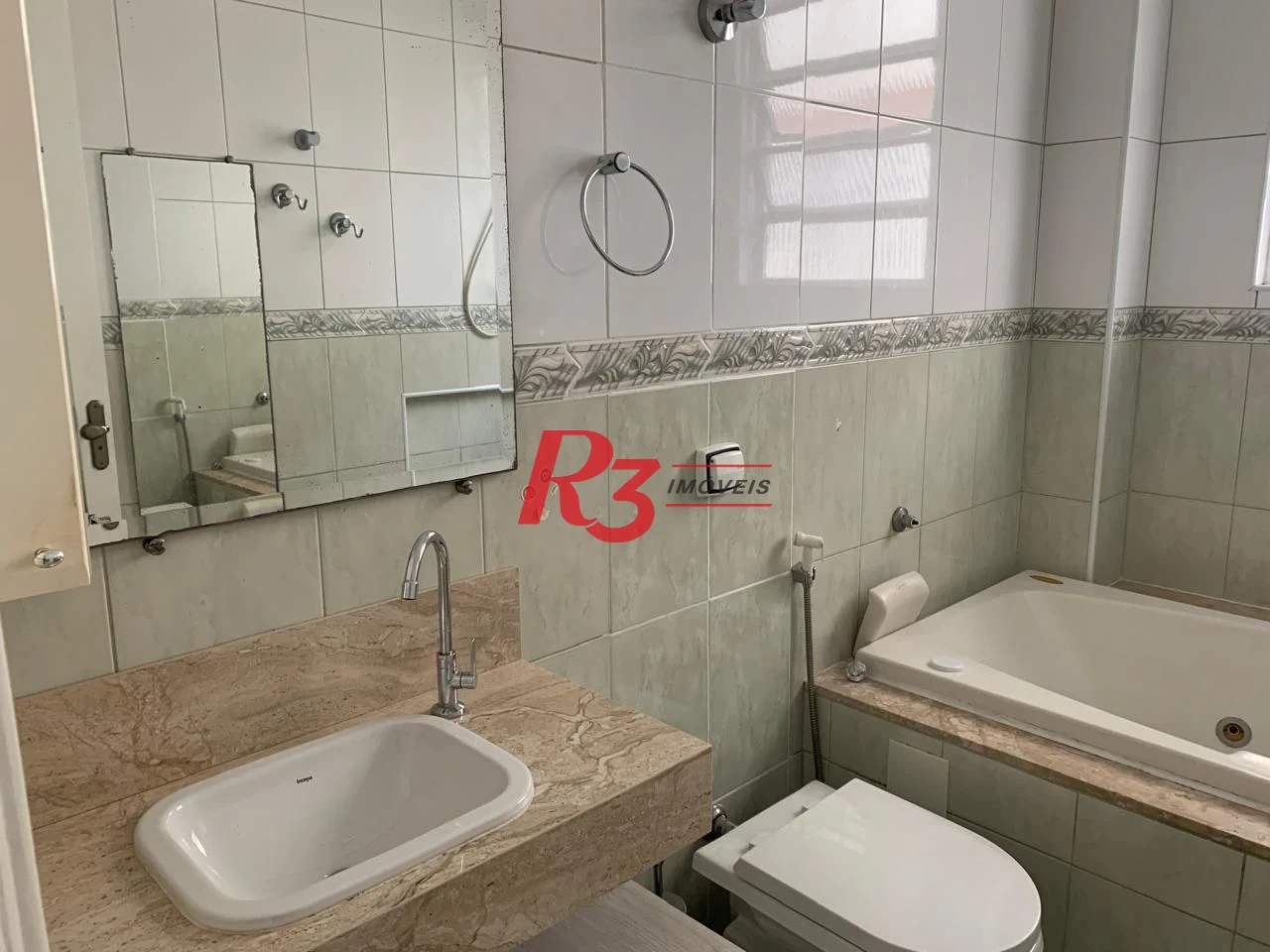Apartamento à venda, 97 m² por R$ 550.000,00 - Gonzaga - Santos/SP