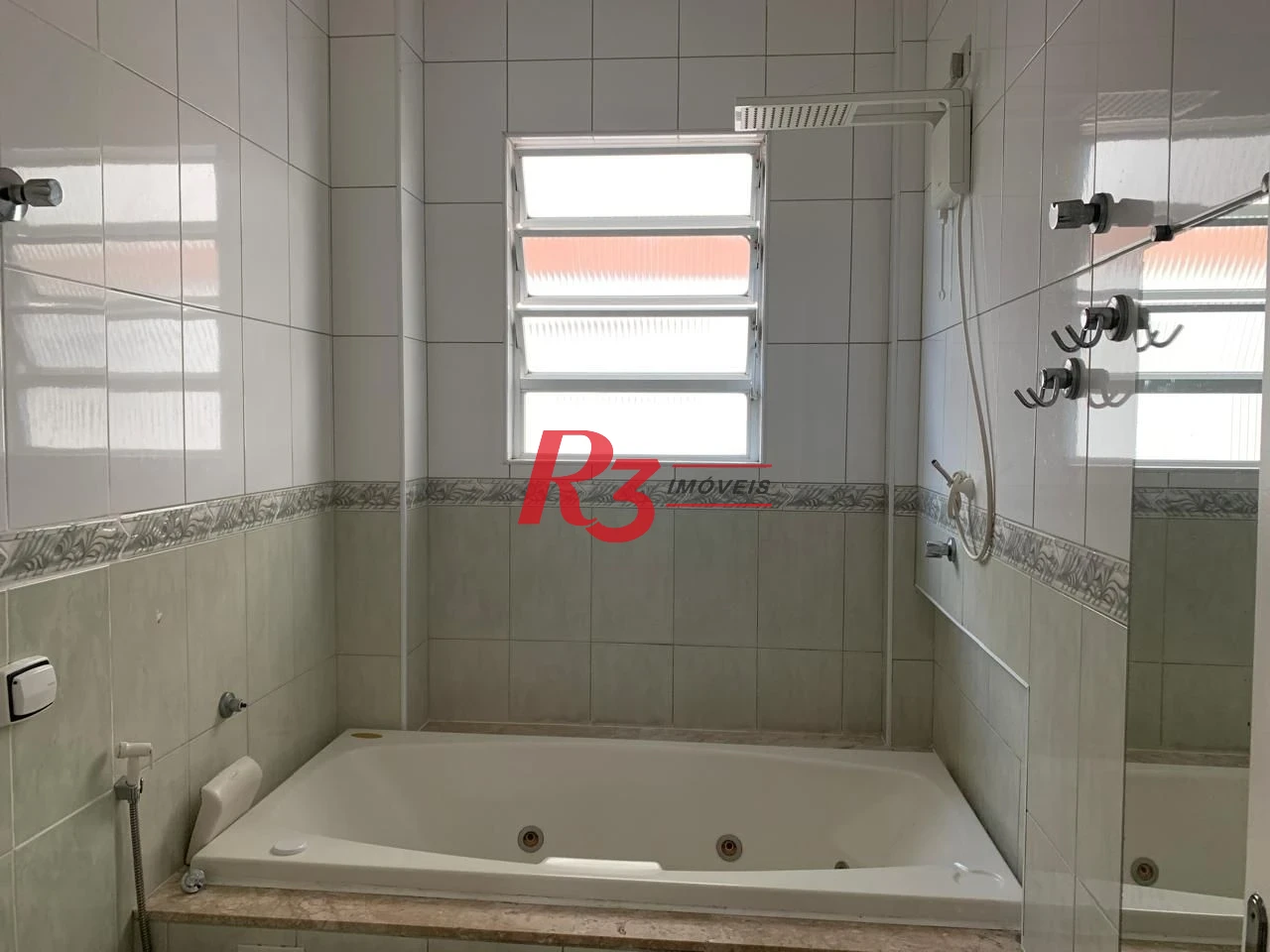 Apartamento à venda, 97 m² por R$ 550.000,00 - Gonzaga - Santos/SP