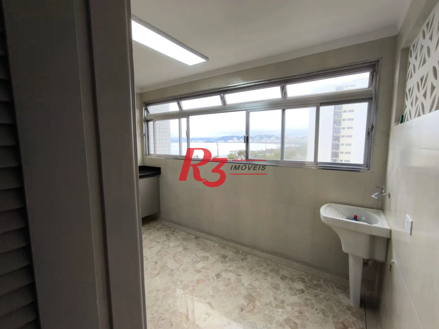 Apartamento com 3 dormitórios, 190 m² - venda por R$ 2.360.000,00 ou aluguel por R$ 11.000,00/mês - Aparecida - Santos/SP