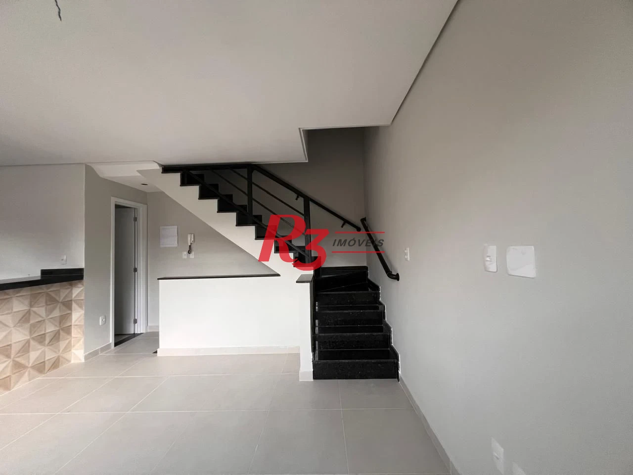 Village à venda, 90 m² por R$ 620.000,00 - Campo Grande - Santos/SP