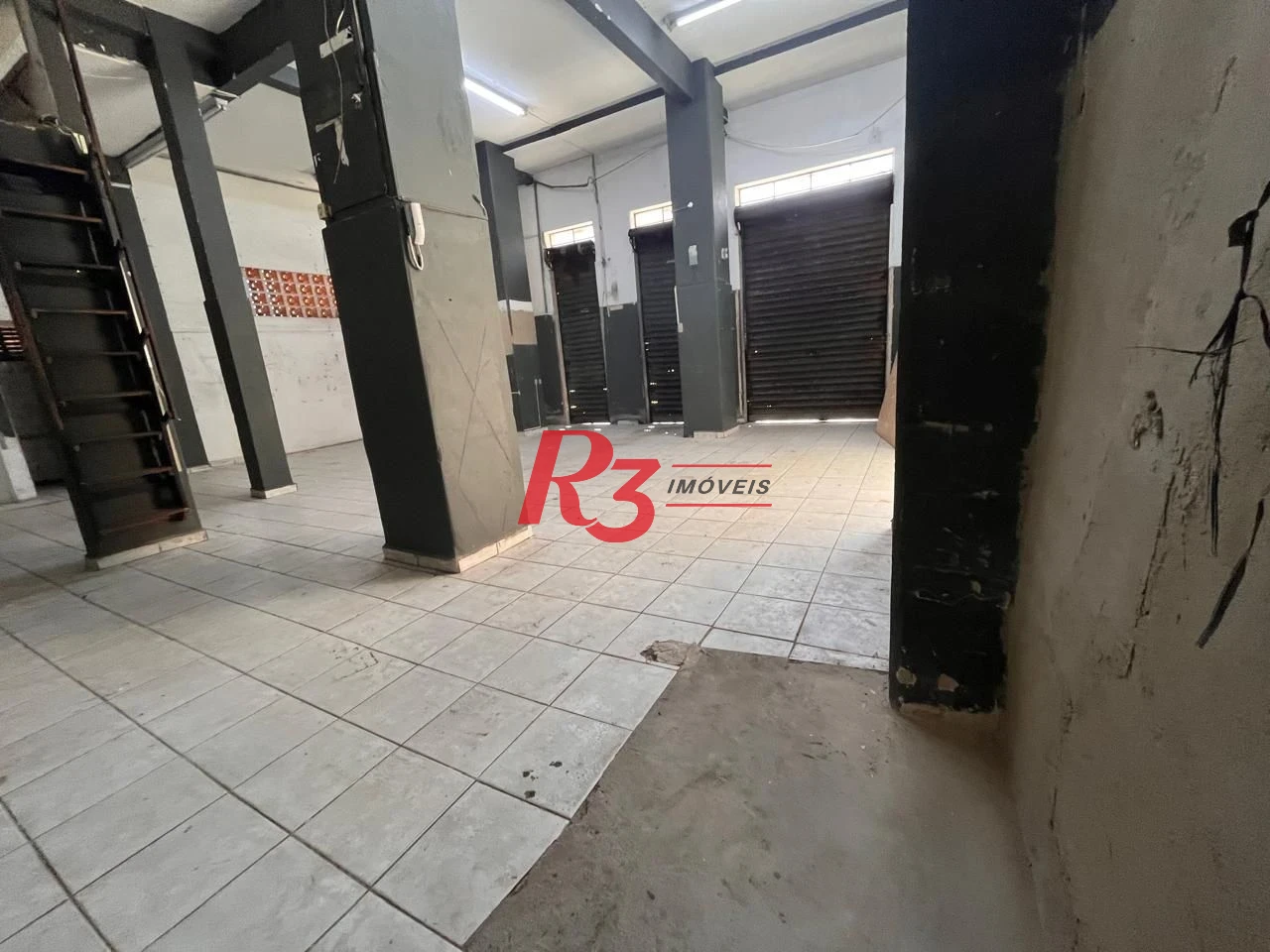 Loja para alugar, 102 m² por R$ 6.000,00/mês - José Menino - Santos/SP
