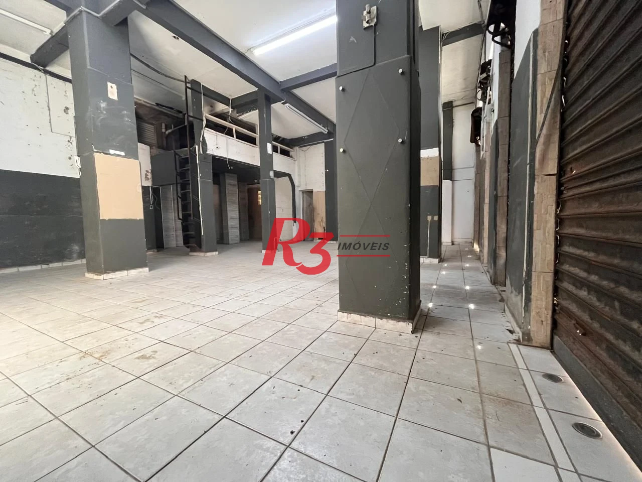 Loja para alugar, 102 m² por R$ 6.000,00/mês - José Menino - Santos/SP