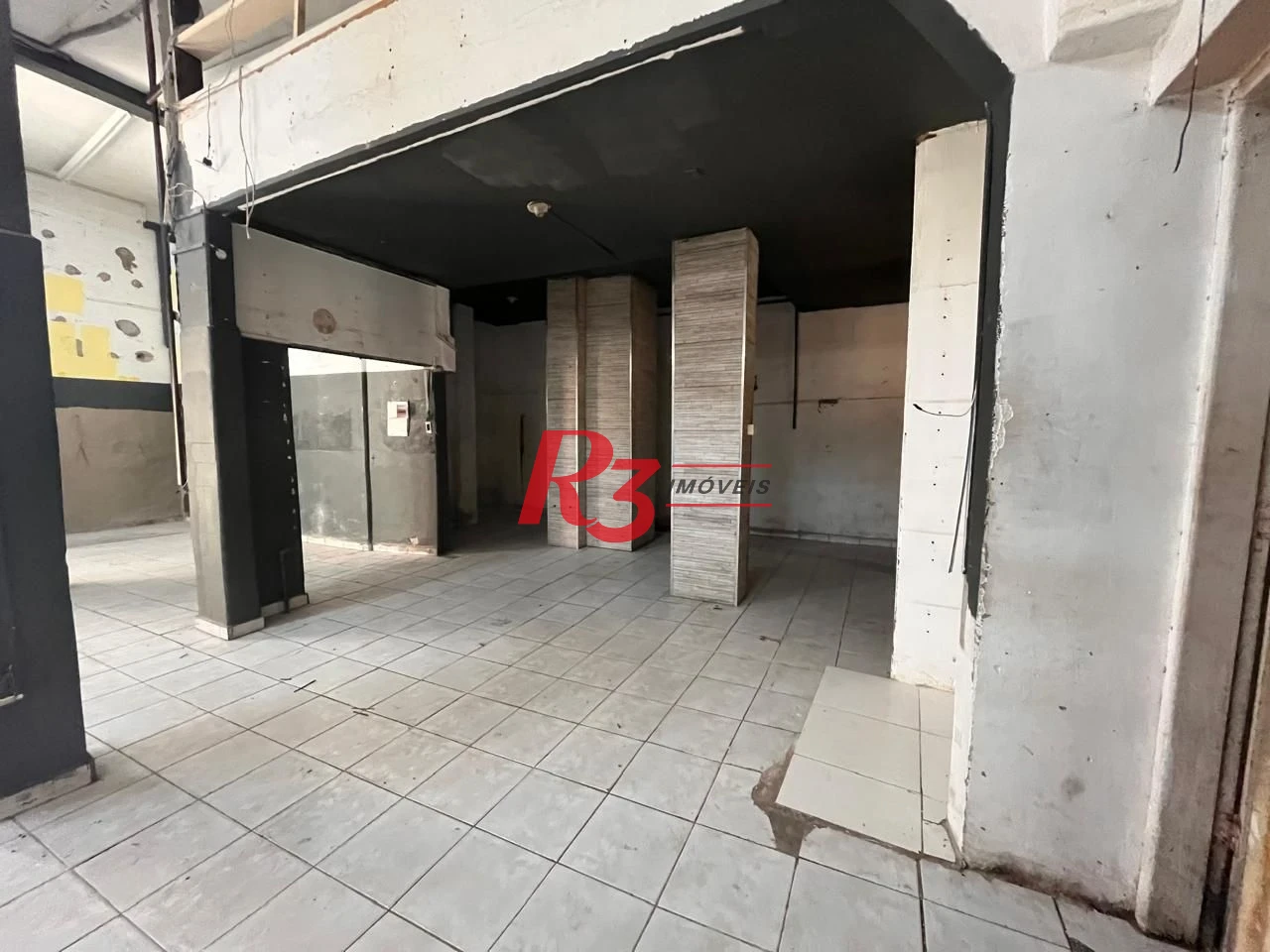 Loja para alugar, 102 m² por R$ 6.000,00/mês - José Menino - Santos/SP