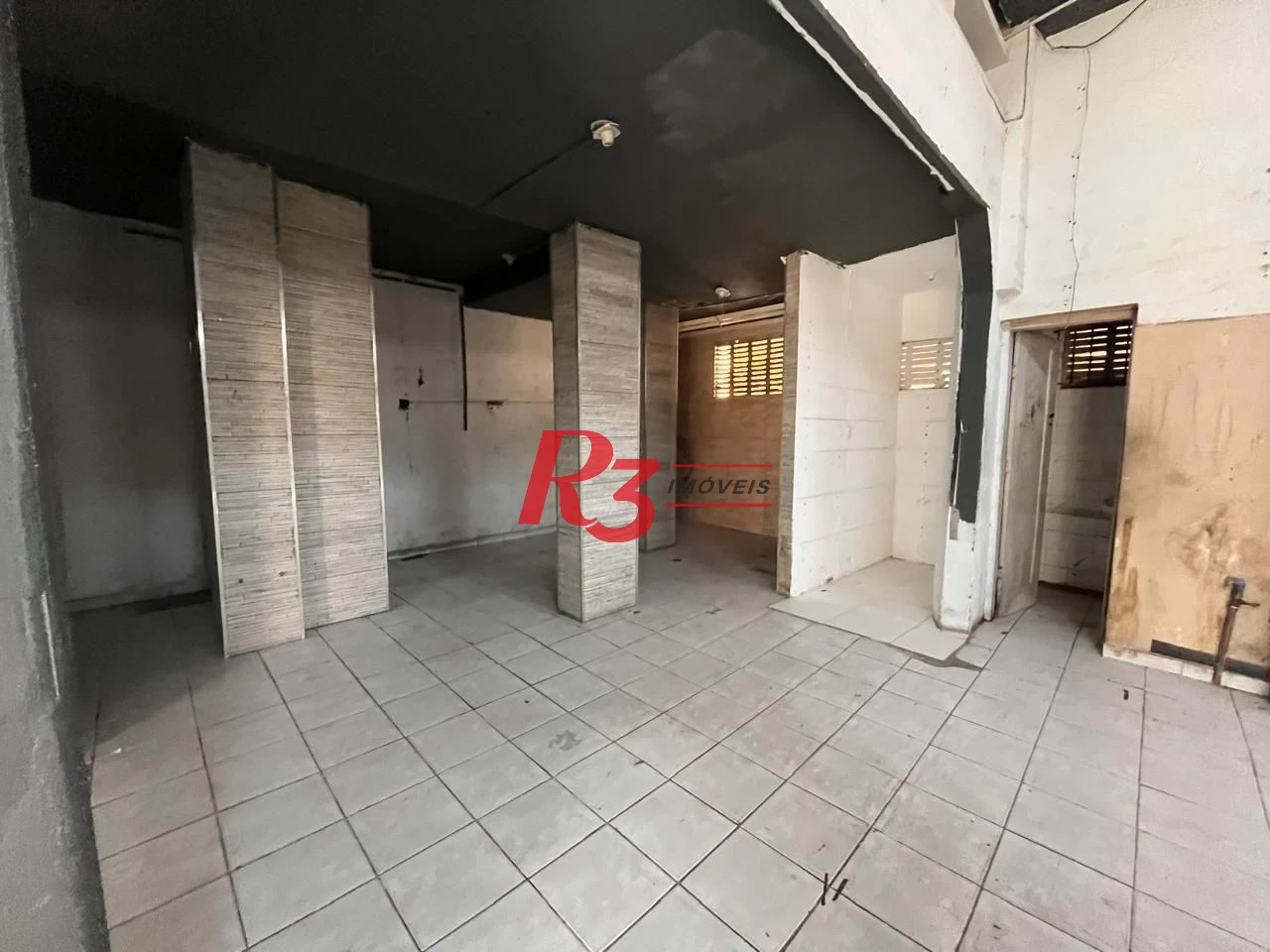 Loja para alugar, 102 m² por R$ 6.000,00/mês - José Menino - Santos/SP