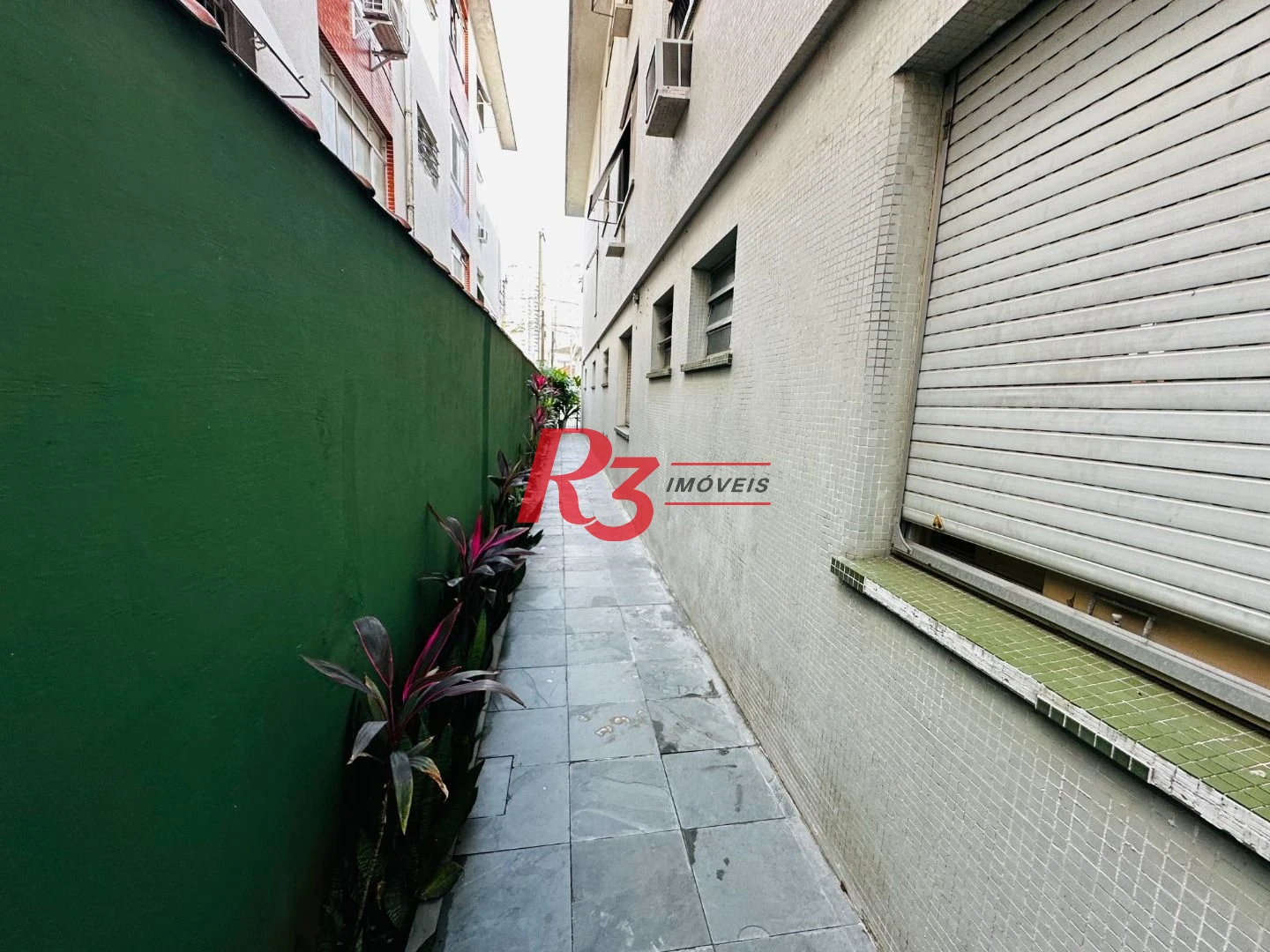 Terreno à venda, 270 m² por R$ 1.920.000,00 - Marapé - Santos/SP