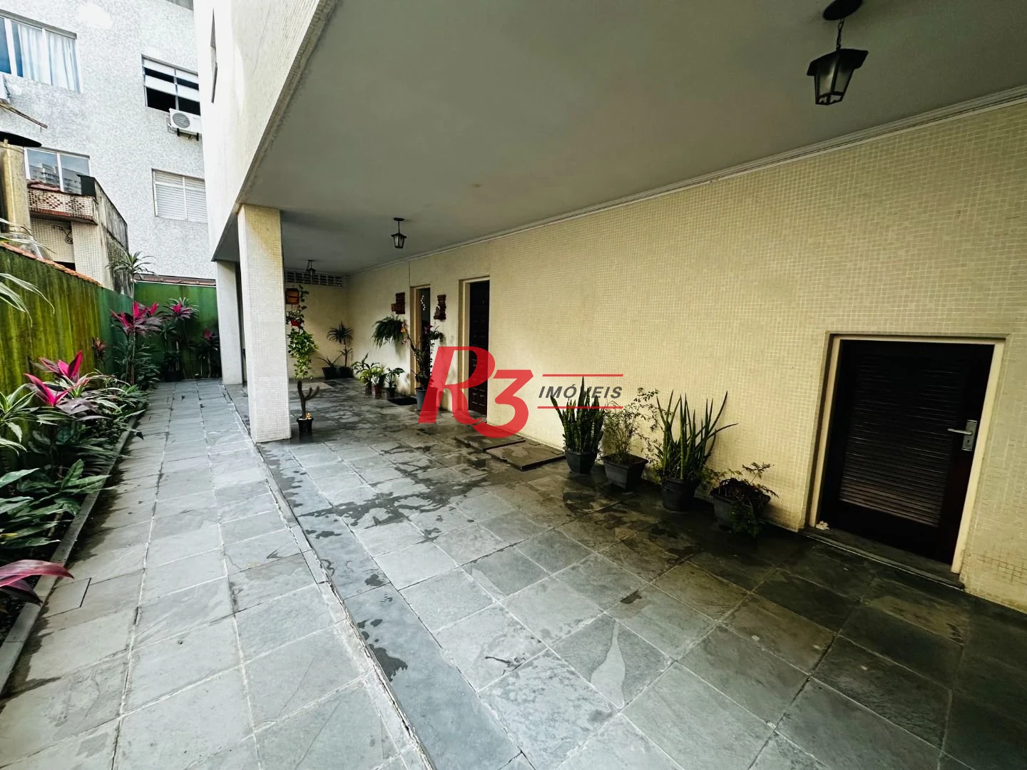 Terreno à venda, 270 m² por R$ 1.920.000,00 - Marapé - Santos/SP