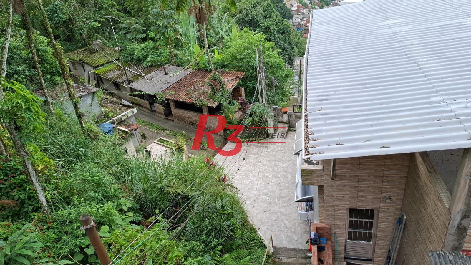 Casa à venda, 200 m² por R$ 300.000,00 - Morro Nova Cintra - Santos/SP