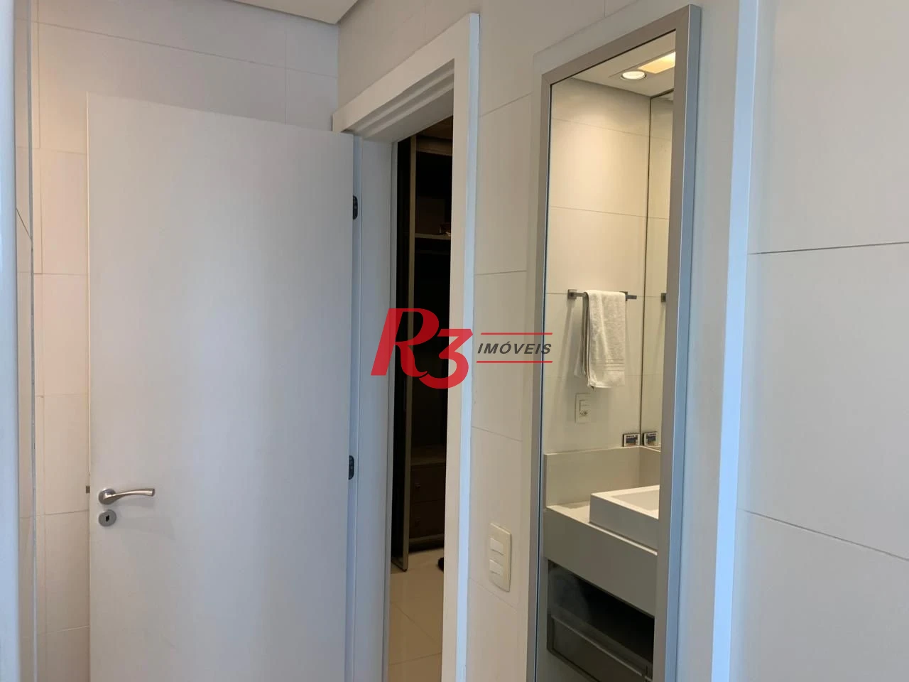 Apartamento para alugar, 180 m² por R$ 22.900,00/mês - Gonzaga - Santos/SP