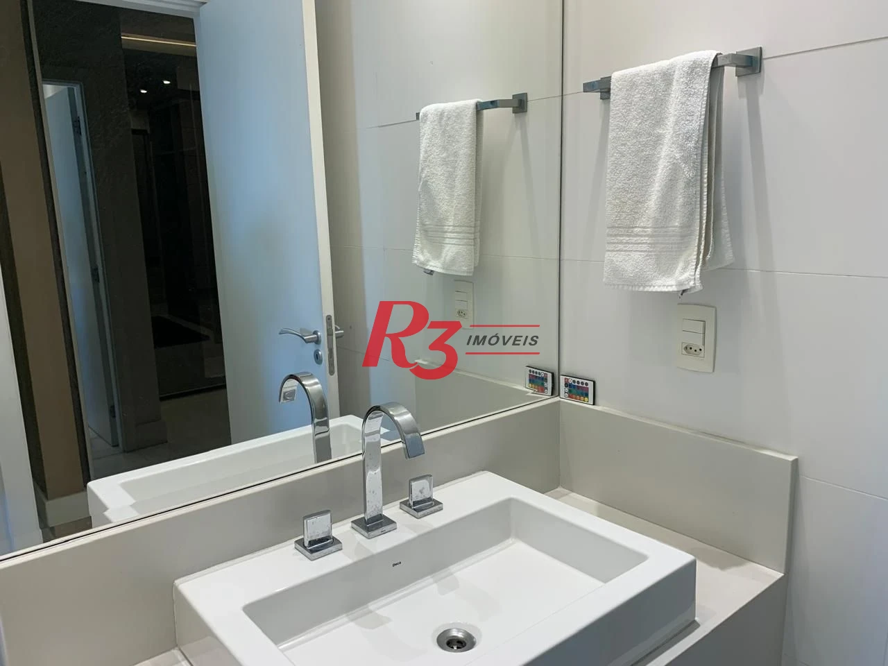 Apartamento para alugar, 180 m² por R$ 22.900,00/mês - Gonzaga - Santos/SP