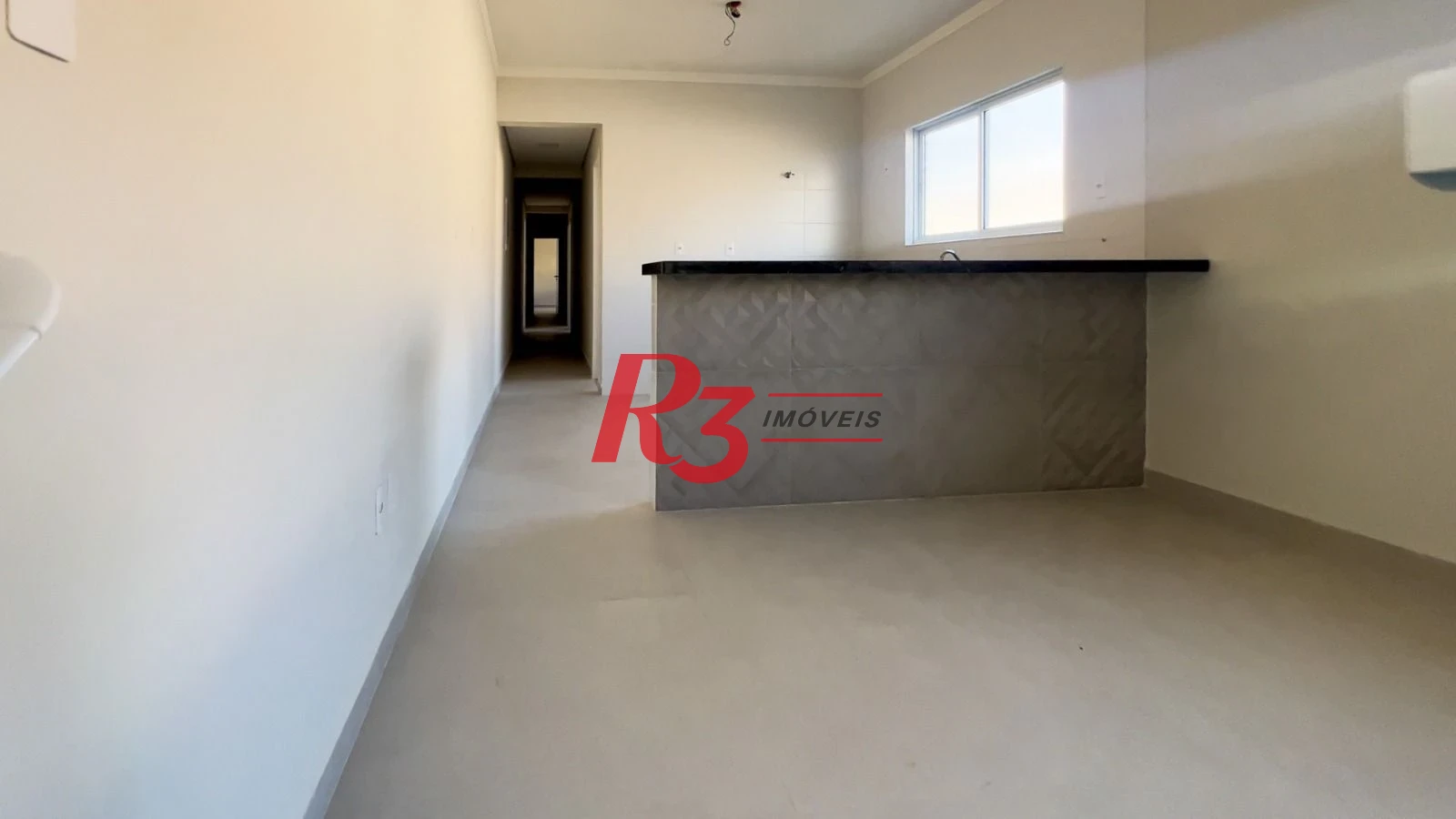Casa com 3 suítes à venda, 115 m² por R$ 820.000 - Marapé - Santos/SP
