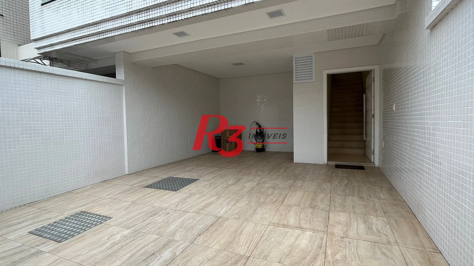 Casa com 4 dormitórios à venda, 370 m² por R$ 2.650.000,00 - Ponta da Praia - Santos/SP