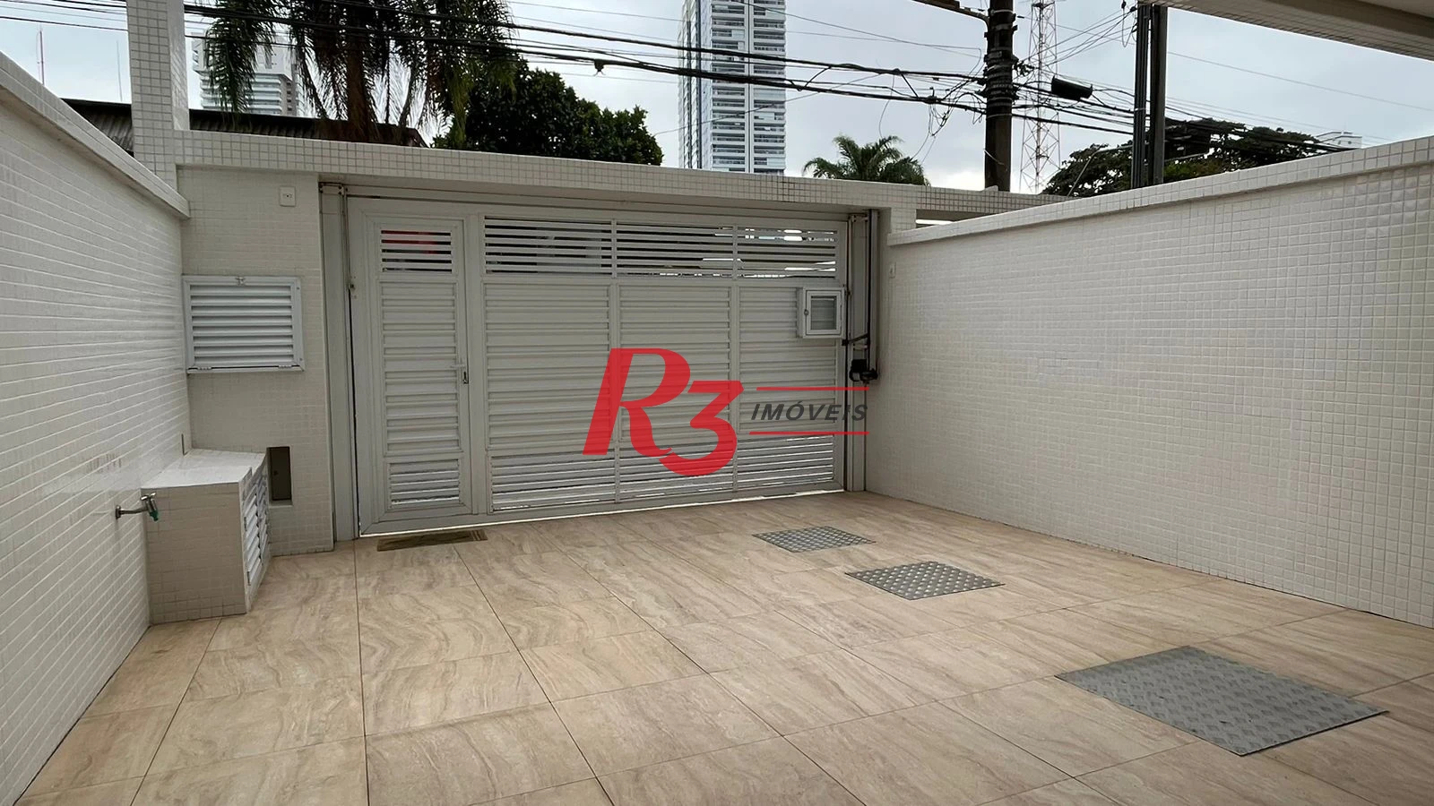 Casa com 4 dormitórios à venda, 370 m² por R$ 2.650.000,00 - Ponta da Praia - Santos/SP