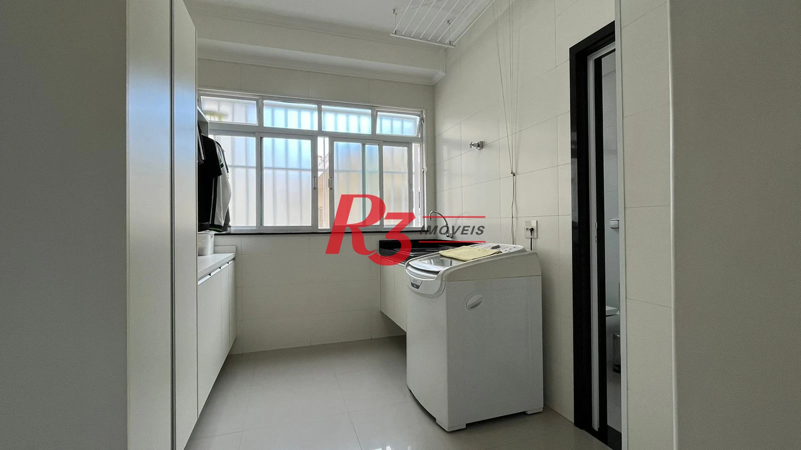 Casa com 4 dormitórios à venda, 370 m² por R$ 2.650.000,00 - Ponta da Praia - Santos/SP