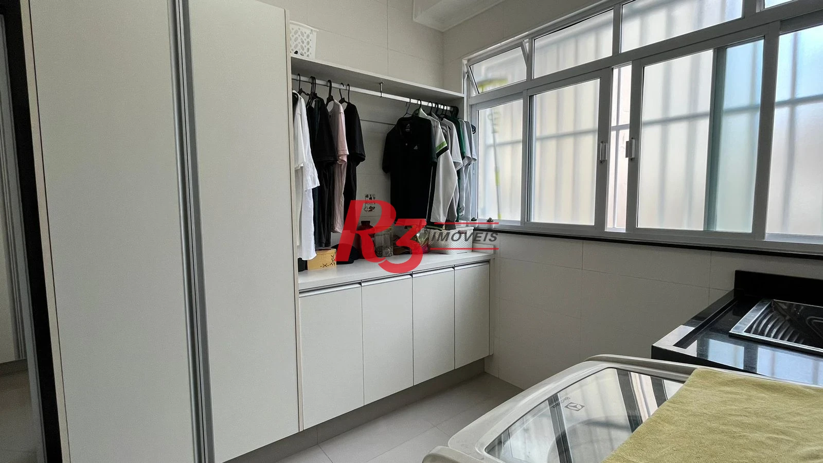 Casa com 4 dormitórios à venda, 370 m² por R$ 2.650.000,00 - Ponta da Praia - Santos/SP