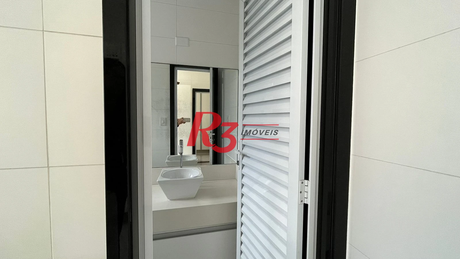 Casa com 4 dormitórios à venda, 370 m² por R$ 2.650.000,00 - Ponta da Praia - Santos/SP