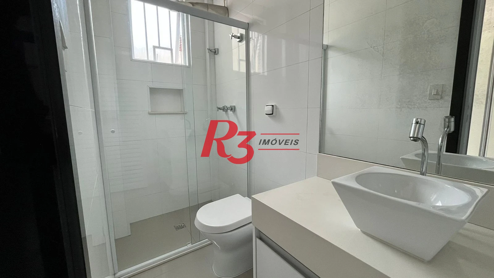 Casa com 4 dormitórios à venda, 370 m² por R$ 2.650.000,00 - Ponta da Praia - Santos/SP