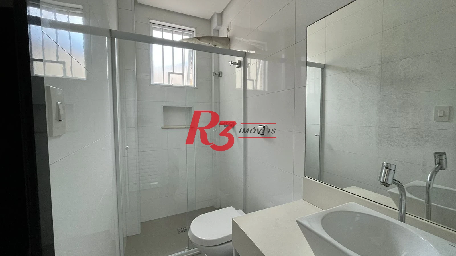 Casa com 4 dormitórios à venda, 370 m² por R$ 2.650.000,00 - Ponta da Praia - Santos/SP