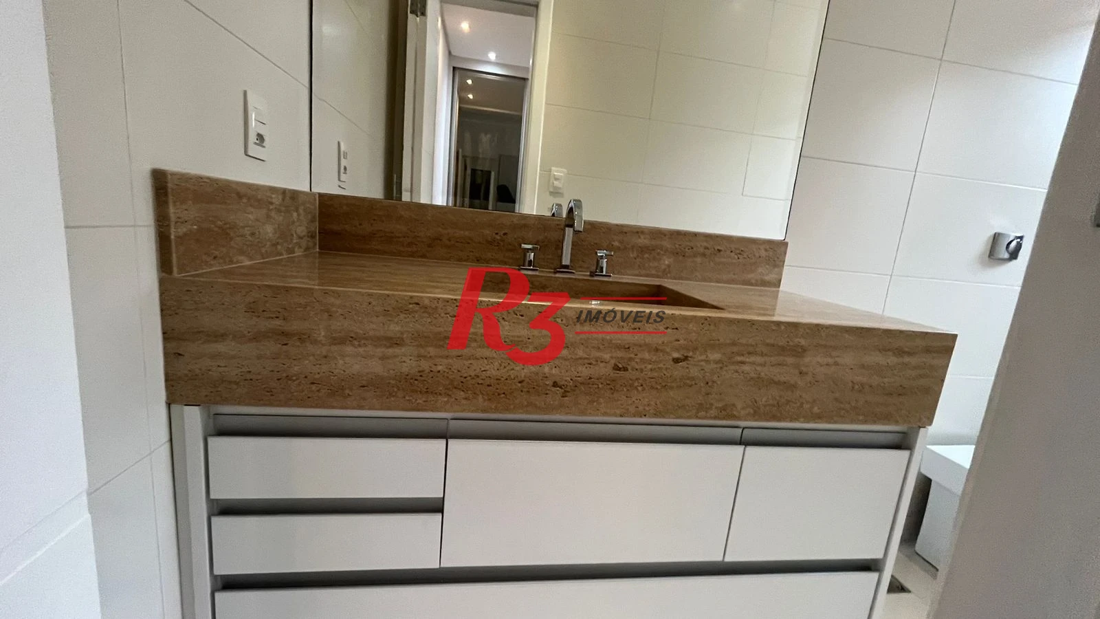 Casa com 4 dormitórios à venda, 370 m² por R$ 2.650.000,00 - Ponta da Praia - Santos/SP