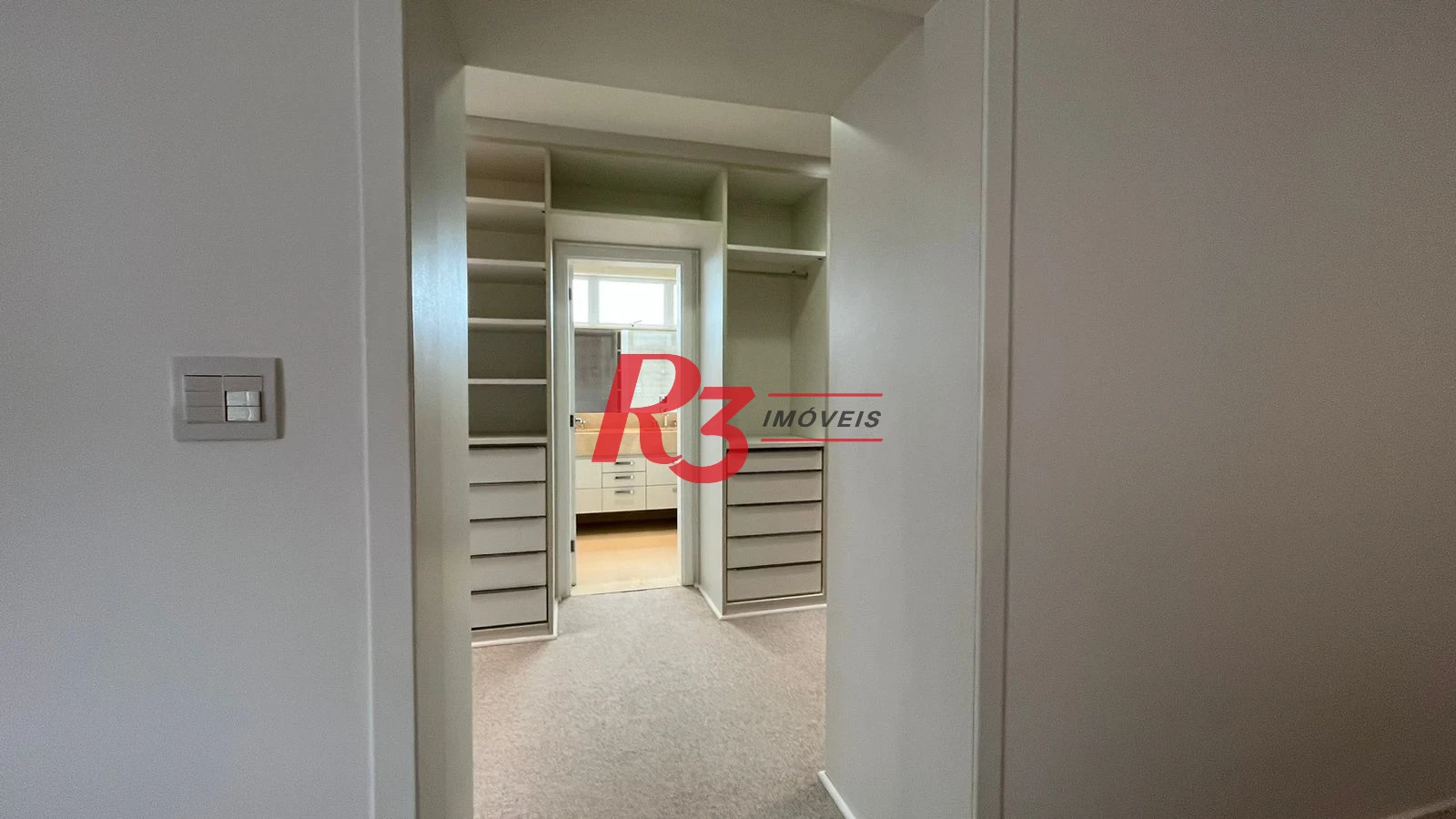 Casa com 4 dormitórios à venda, 370 m² por R$ 2.650.000,00 - Ponta da Praia - Santos/SP